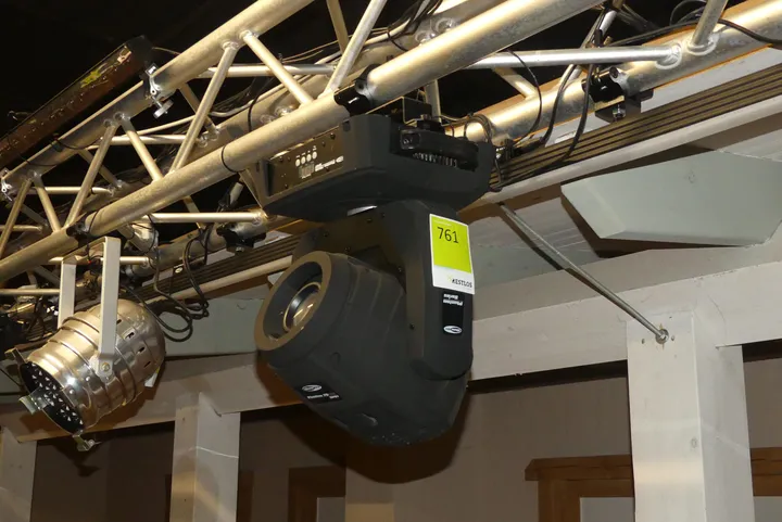 Showtec Moving Head Strahler Modell: Phantom 75 Spot